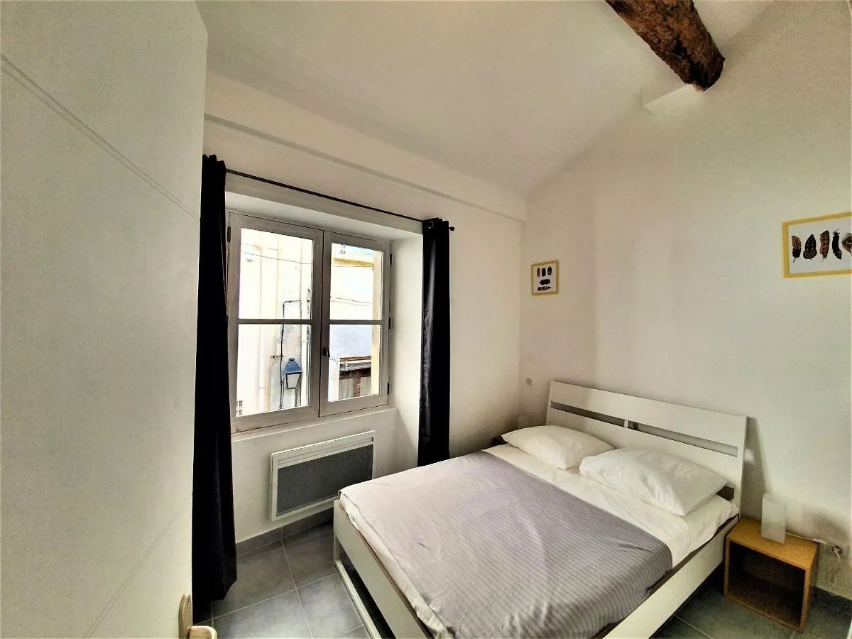 Maison De Ville Des Arenes Arles 0*,